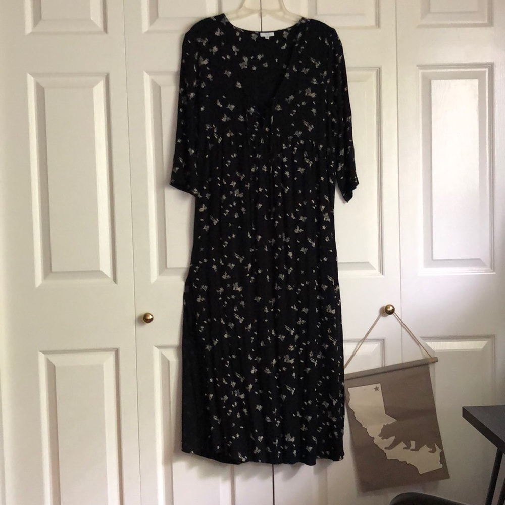 Floral quarter sleeve maxi dress